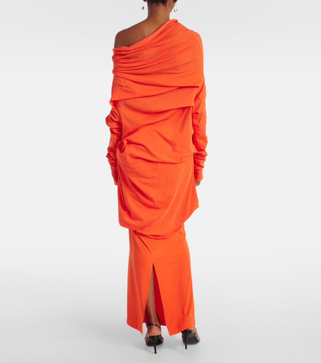 One-Shoulder-Top Bound | Entire Studios