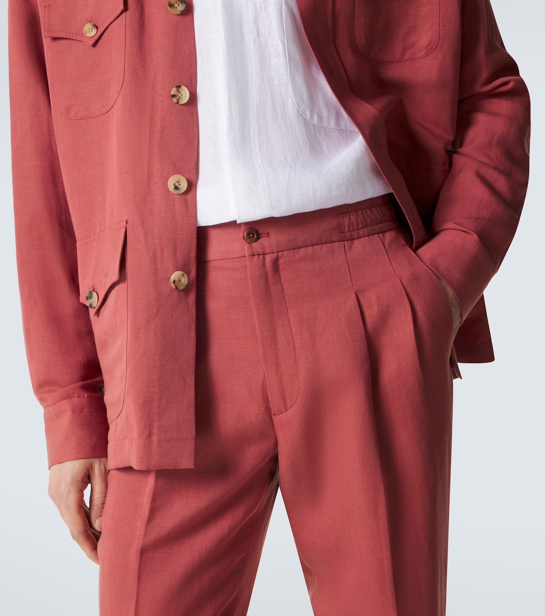 Pleated tapered pants | Rubinacci