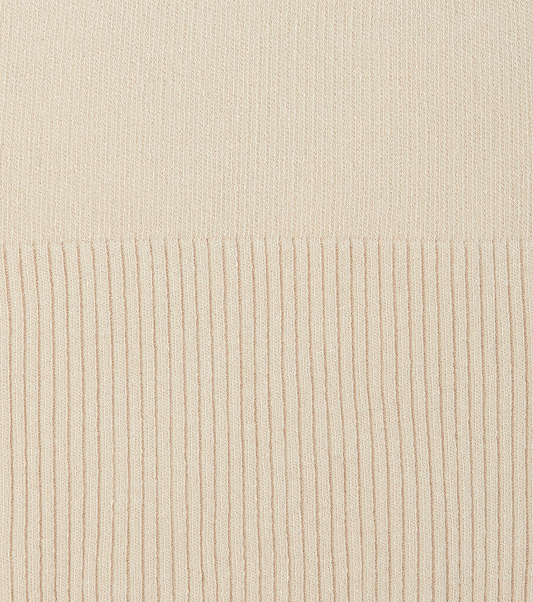 Schalmütze aus einem Wollgemisch | Ruslan Baginskiy