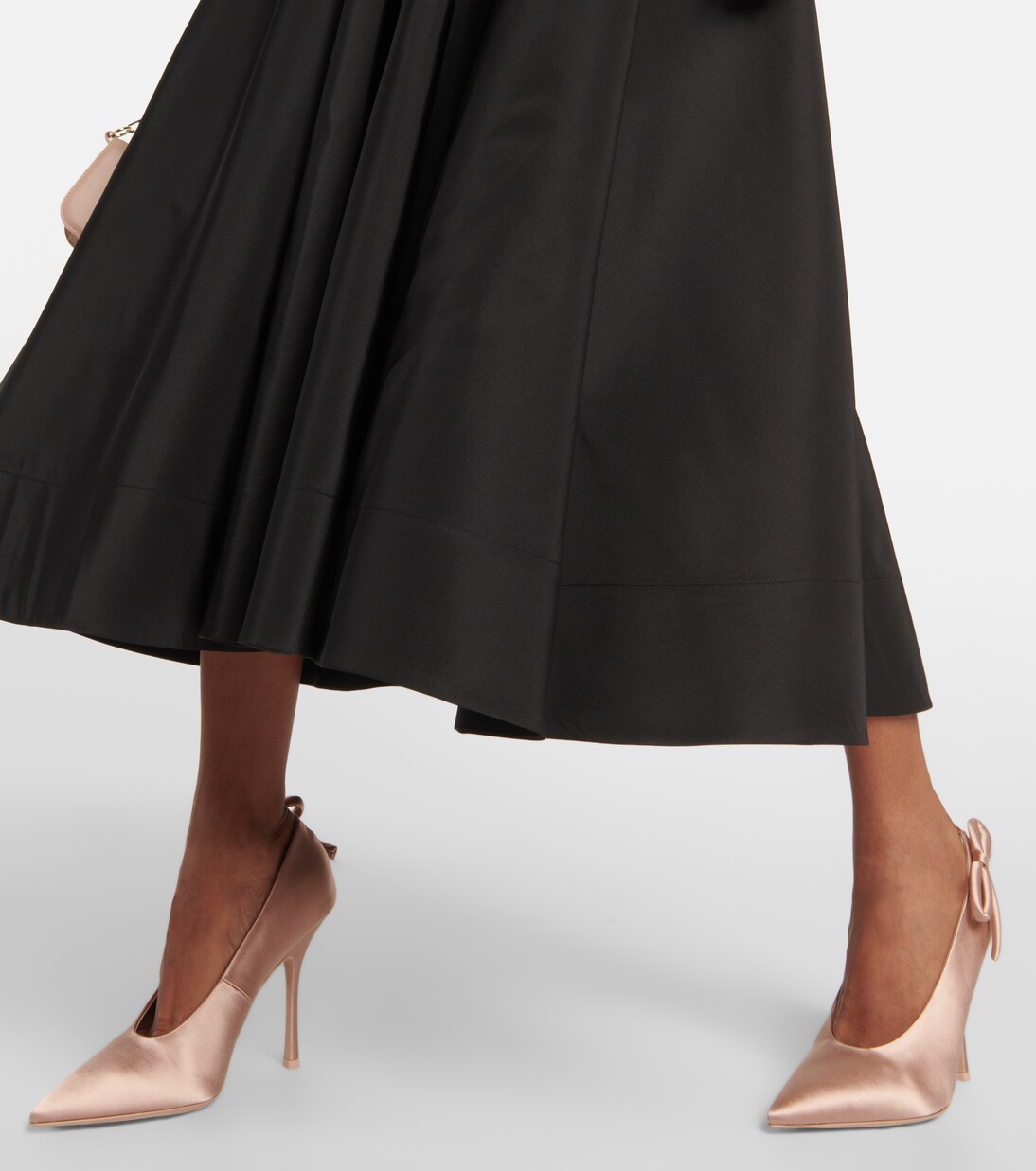 Nite-Out cutout satin pumps | Valentino Garavani