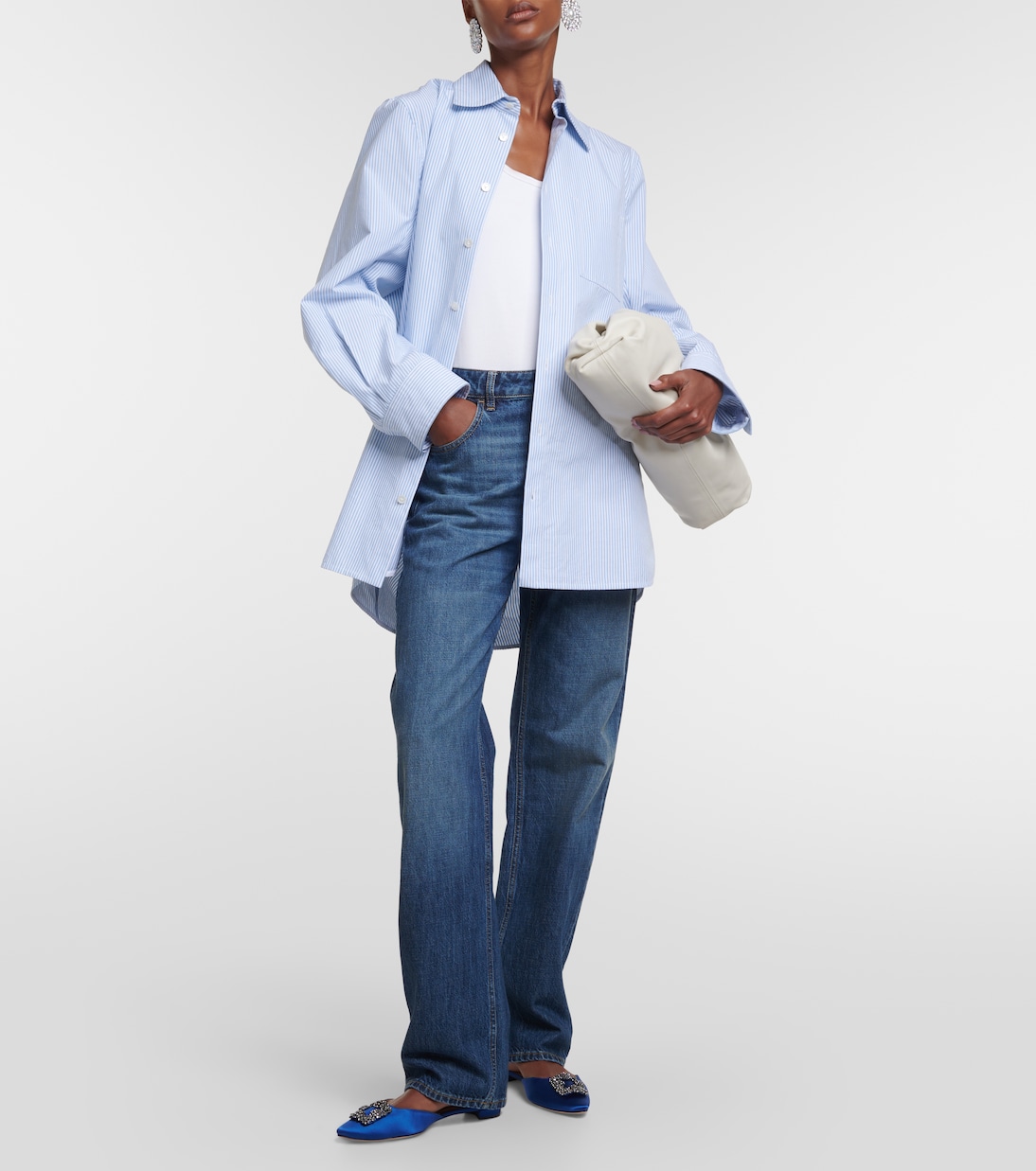 Mules Hangisimuflat de satén adornados | Manolo Blahnik