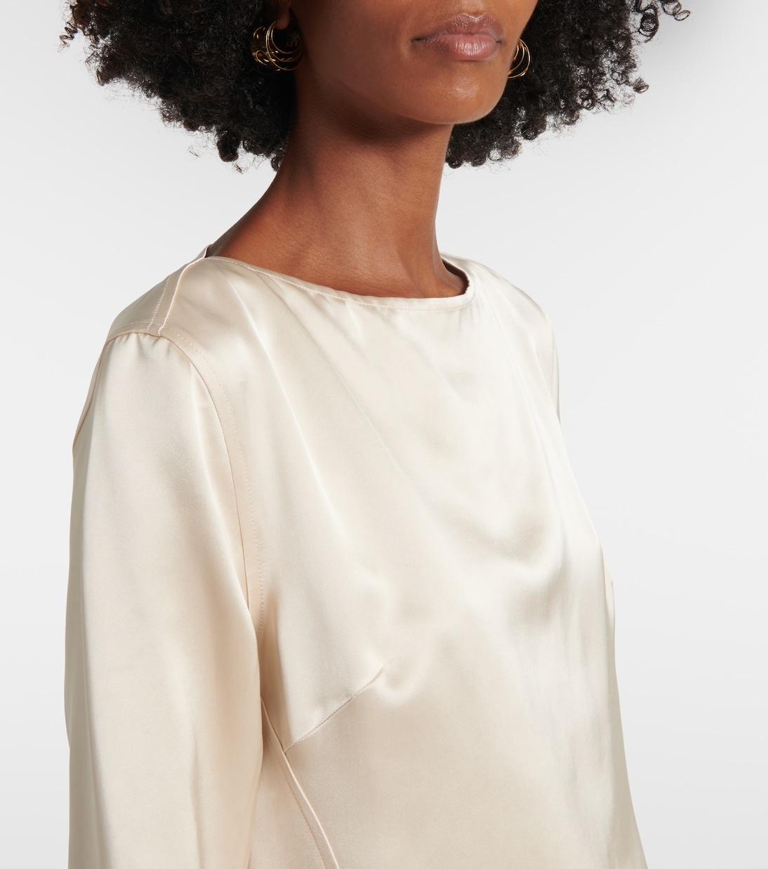 Top aus Satin | Toteme