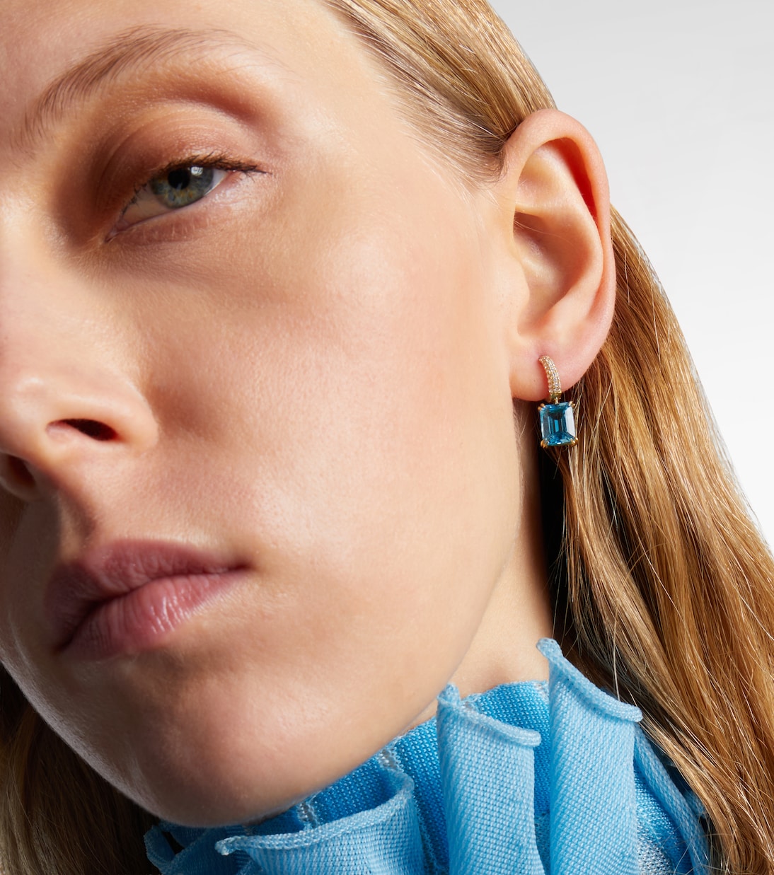 Ohrringe Yana Charmed Micro aus 18kt Gelbgold mit Diamanten und Topas | Octavia Elizabeth