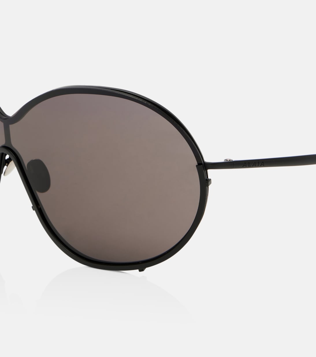Lettering Logo oversized sunglasses | Alaïa