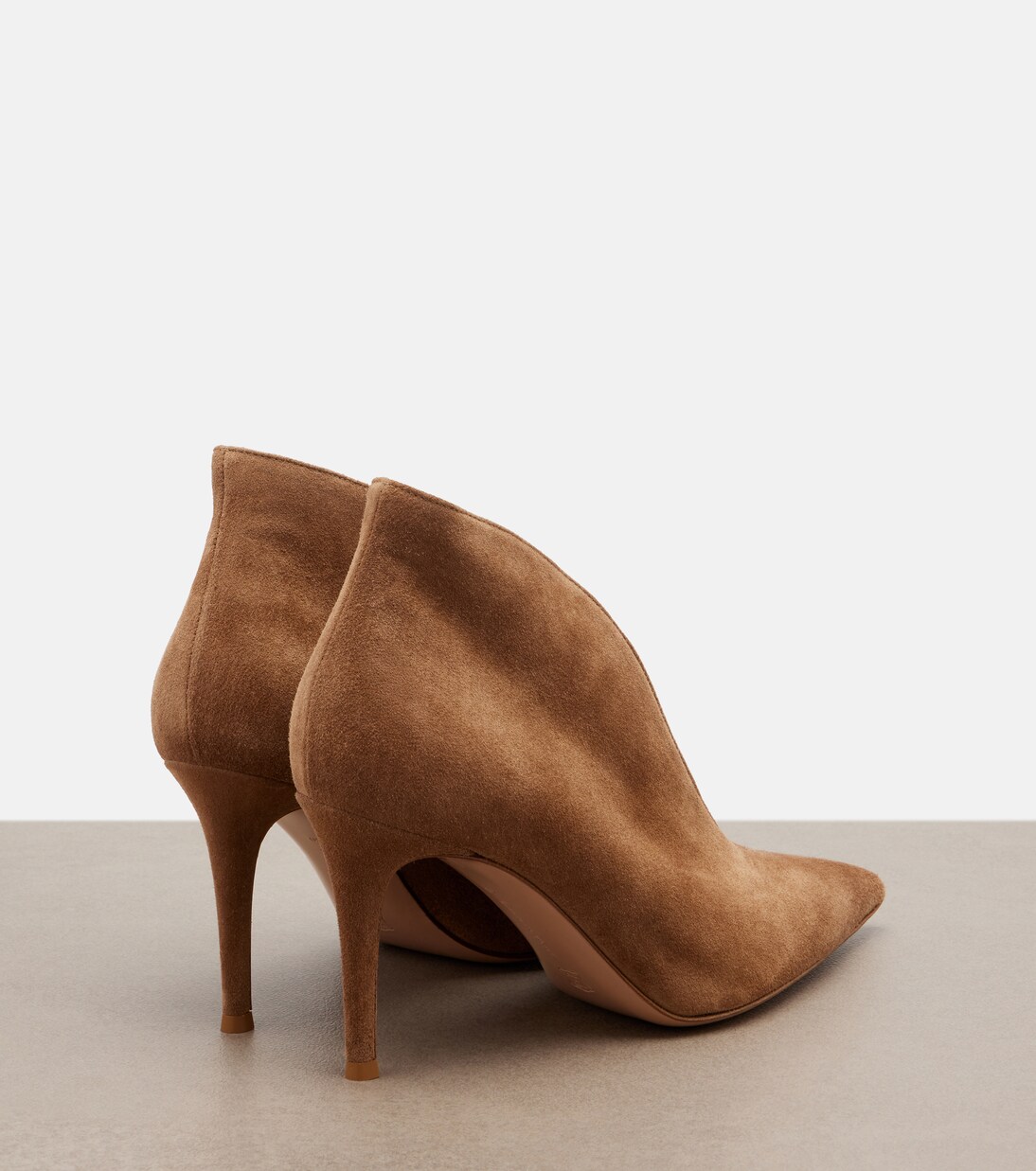 Pumps Vania aus Veloursleder | Gianvito Rossi