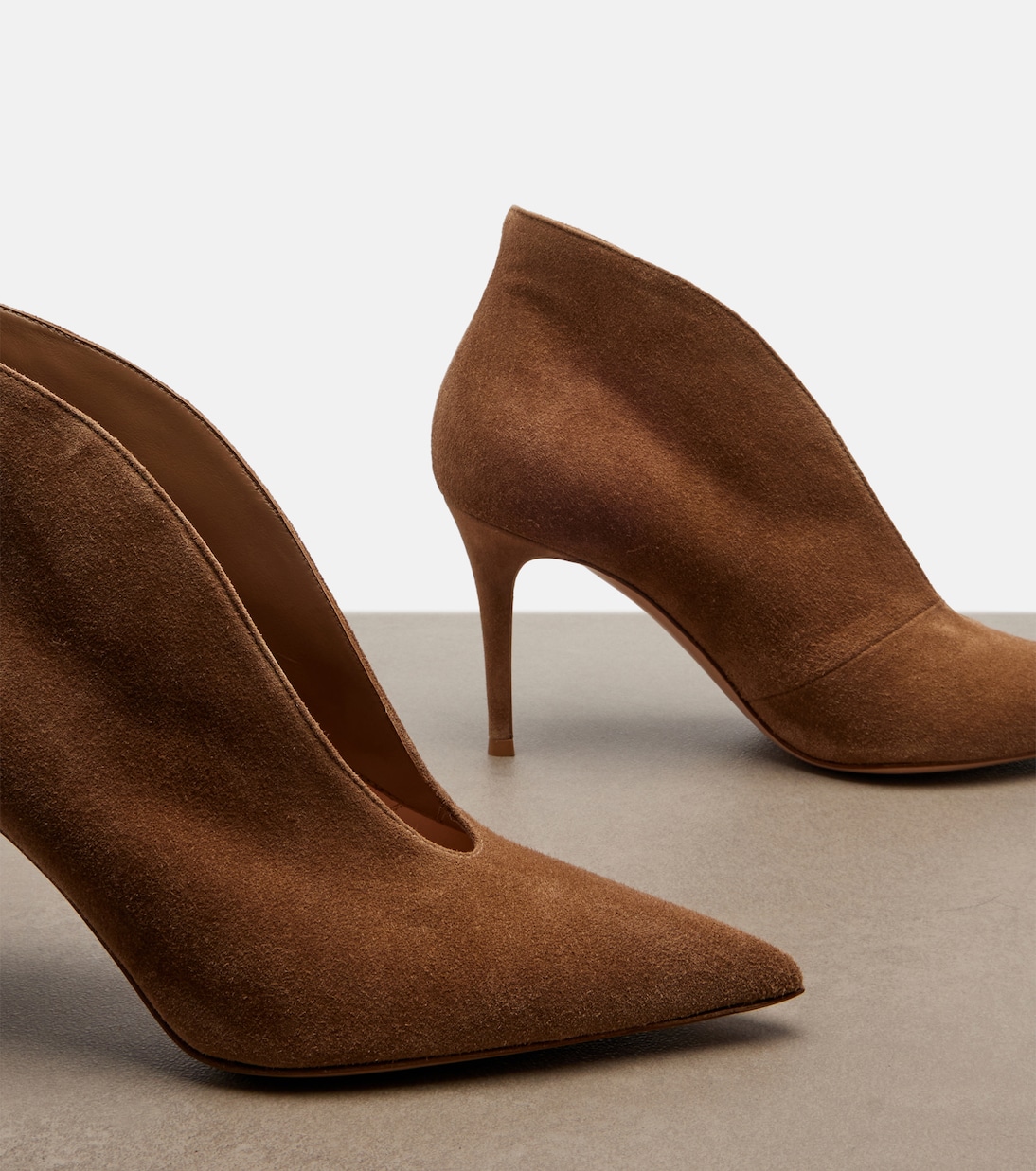 Pumps Vania aus Veloursleder | Gianvito Rossi