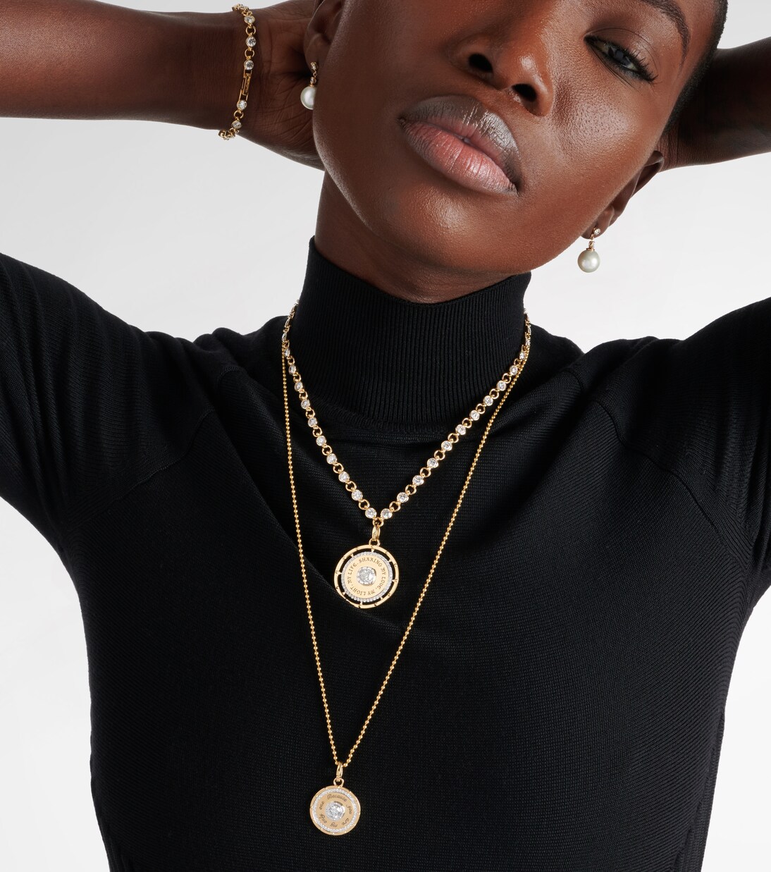True Love Lovestruck Commitment Medium 18kt gold pendant with diamonds | FoundRae