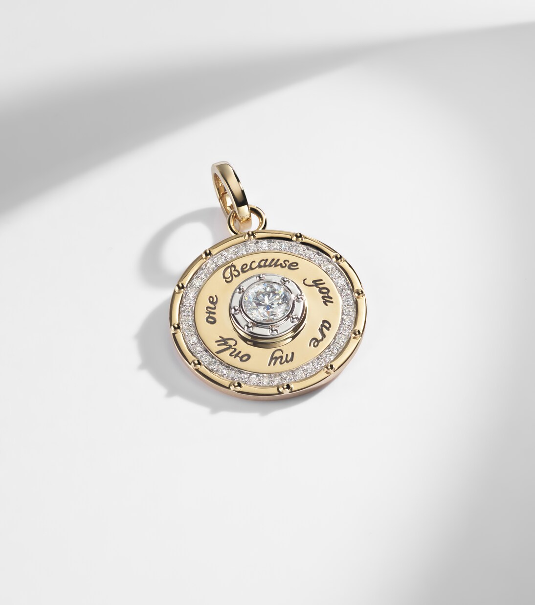 True Love Lovestruck Commitment Medium 18kt gold pendant with diamonds | FoundRae