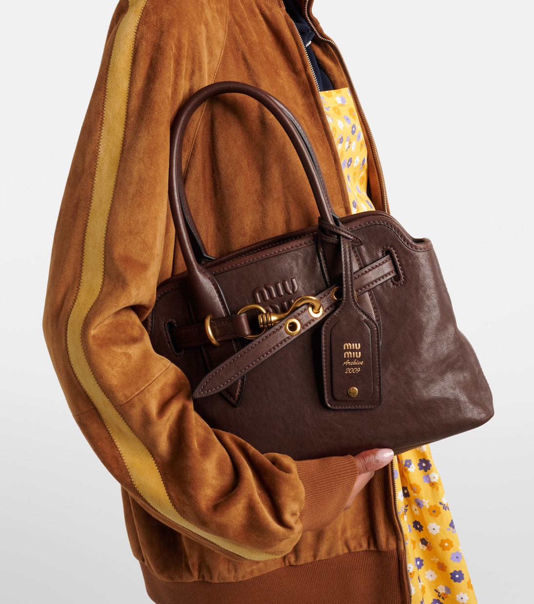 Aventure leather shoulder bag | Miu Miu