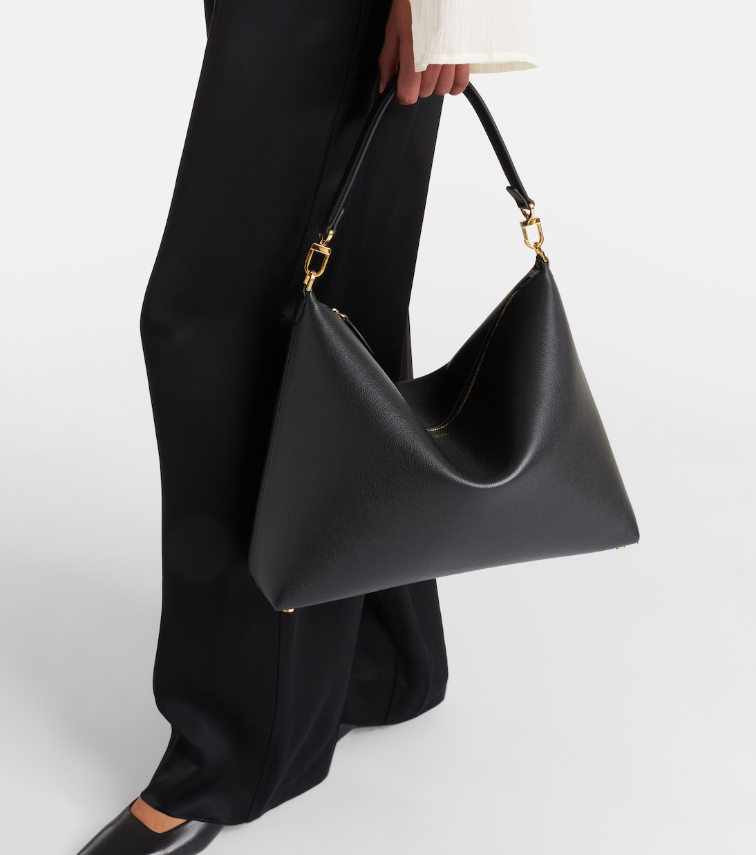 Schultertasche Bevel aus Leder | Toteme