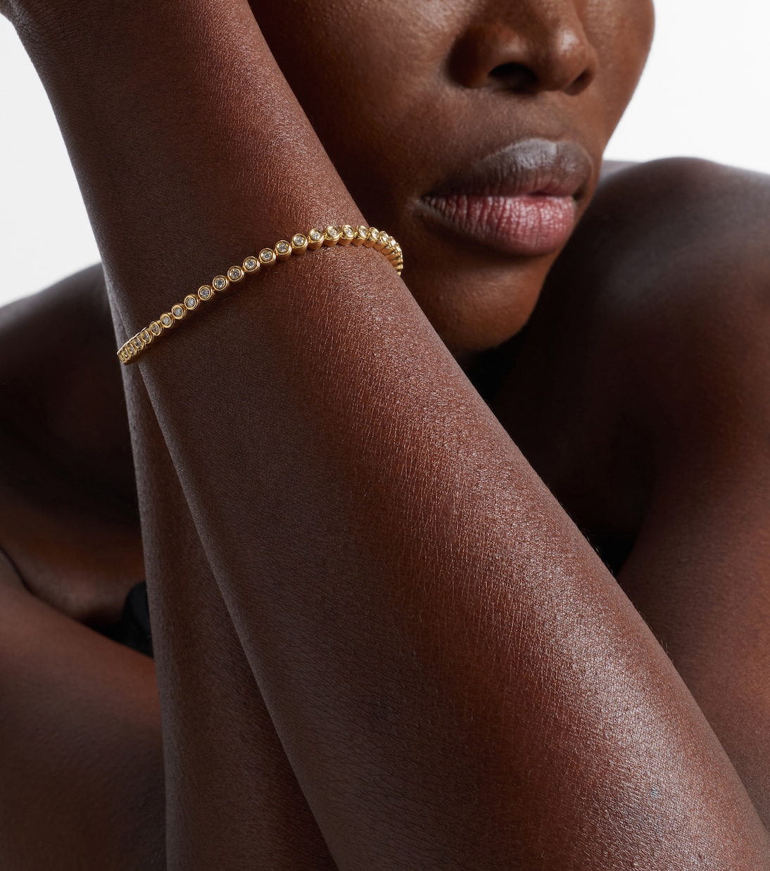 Stretchy 18kt gold bracelet with diamonds | Bucherer Fine Jewellery