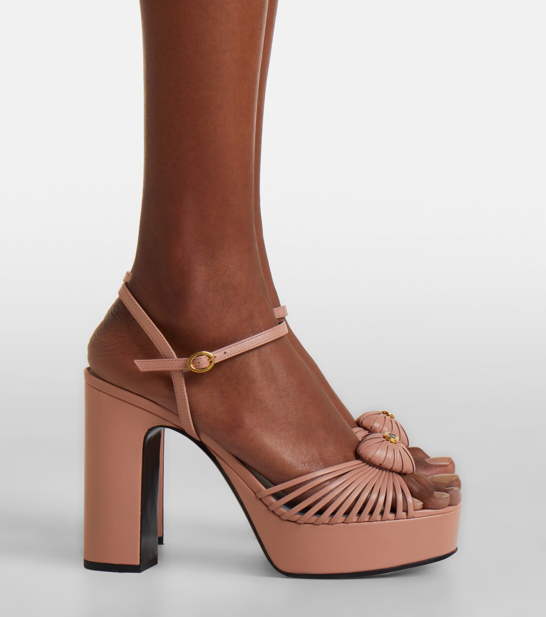 Cœur Royal 115 leather platform sandals | Valentino Garavani