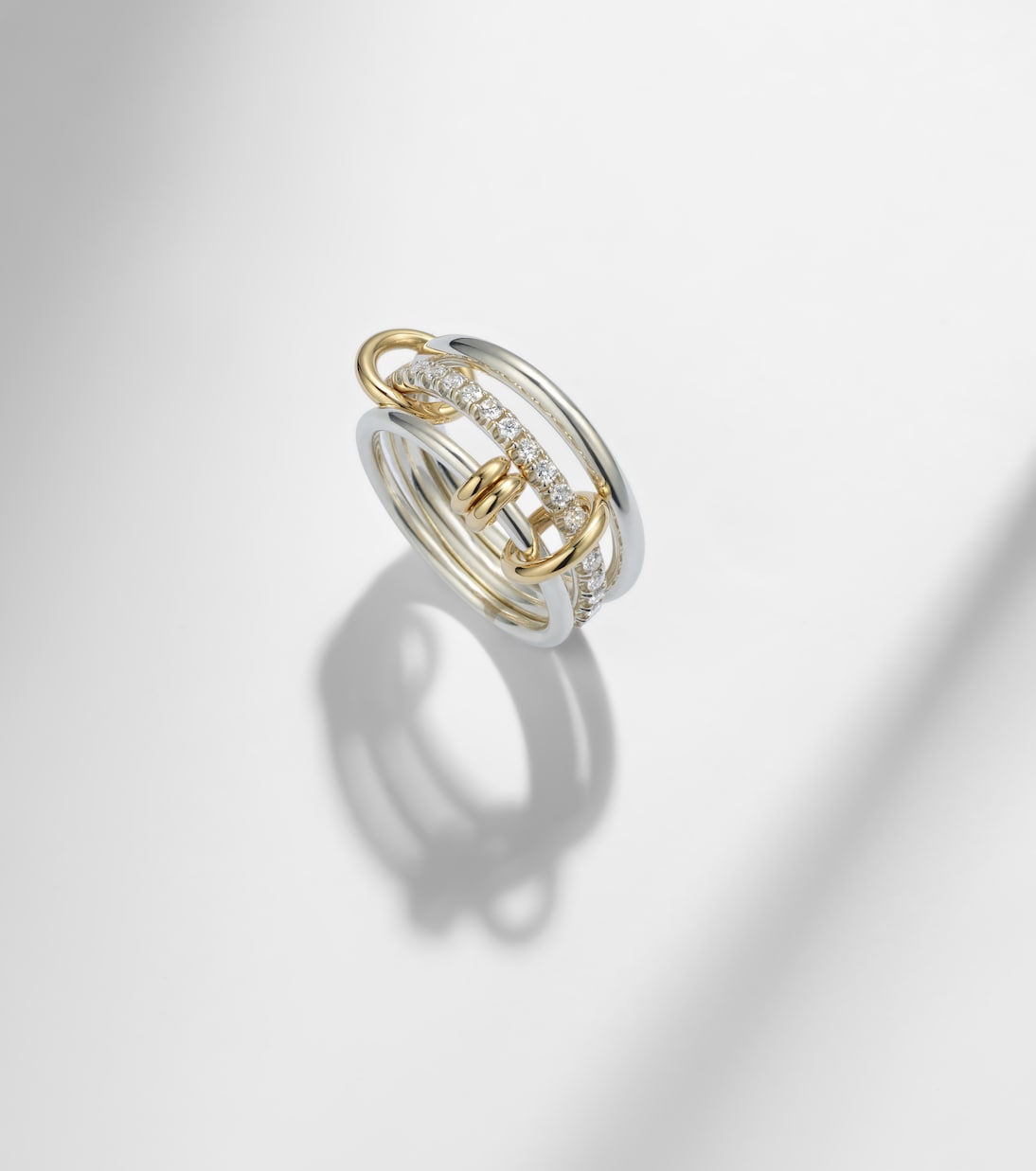Raneth 925 sterling silver and 18kt gold ring with diamonds | Spinelli Kilcollin