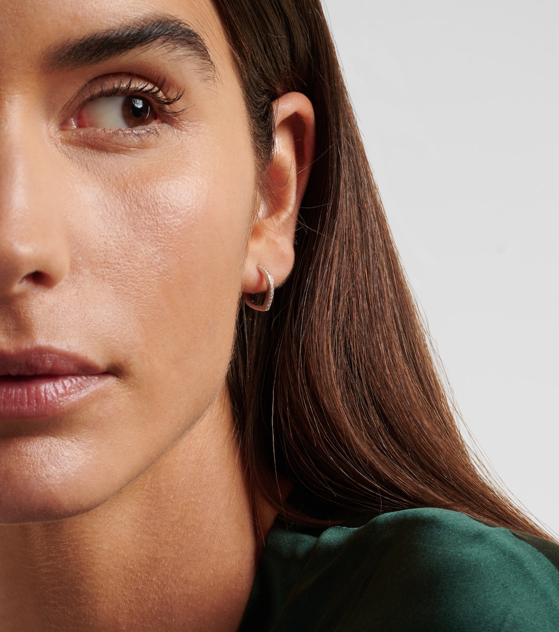 Boucle d'oreille unique Antifer en or blanc 18 ct et diamants | Repossi