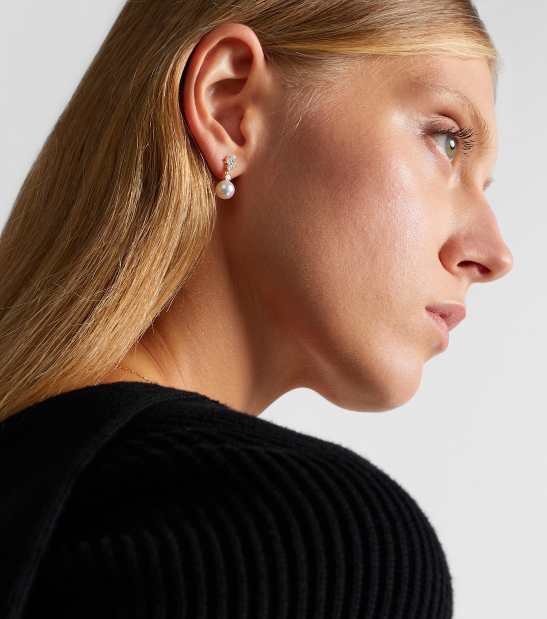 Ohrringe aus 18kt Gelbgold mit Diamanten und Südseeperlen | Mikimoto