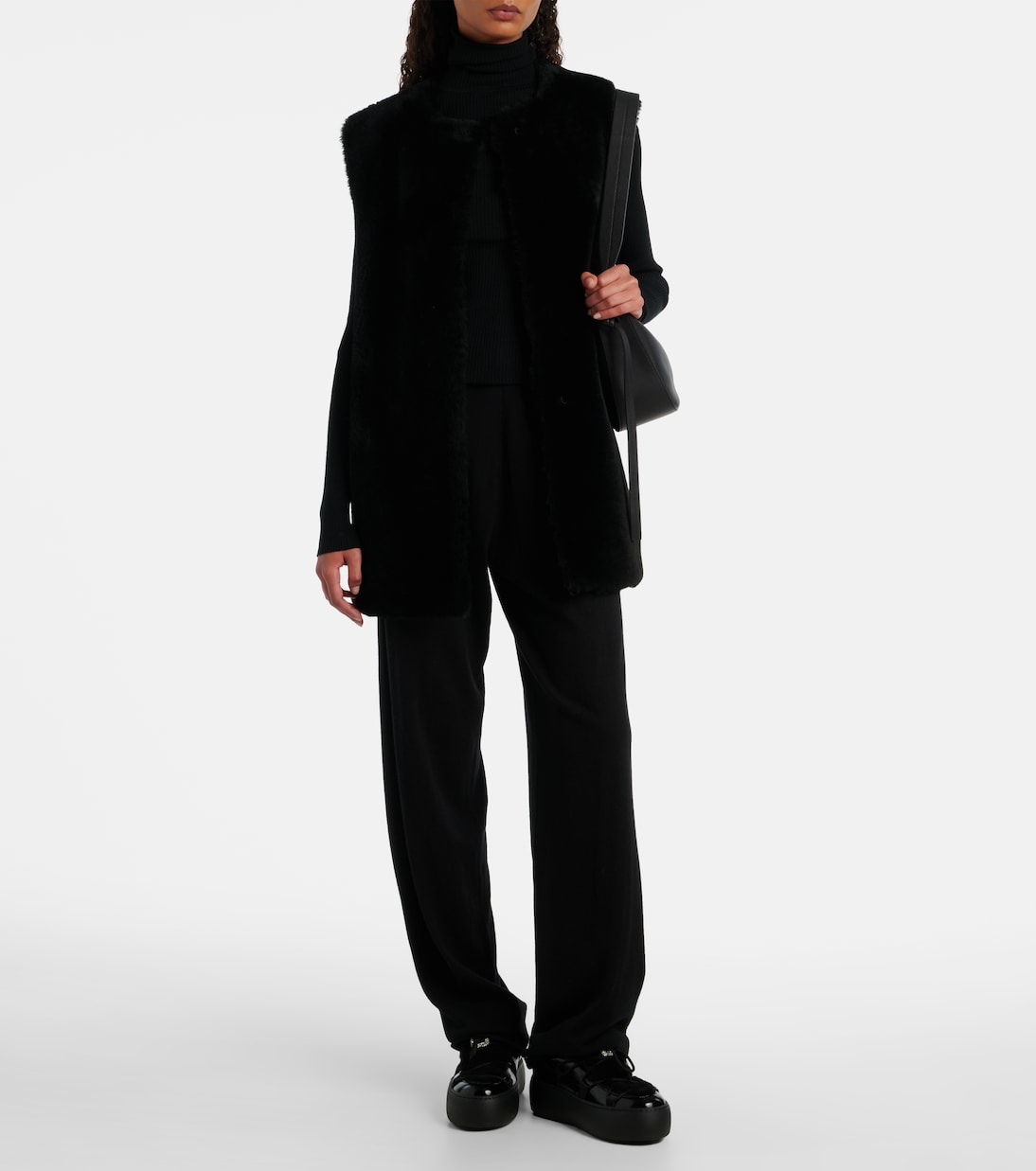 Sneakers Viv' Up aus Shearling und Lackleder | Roger Vivier