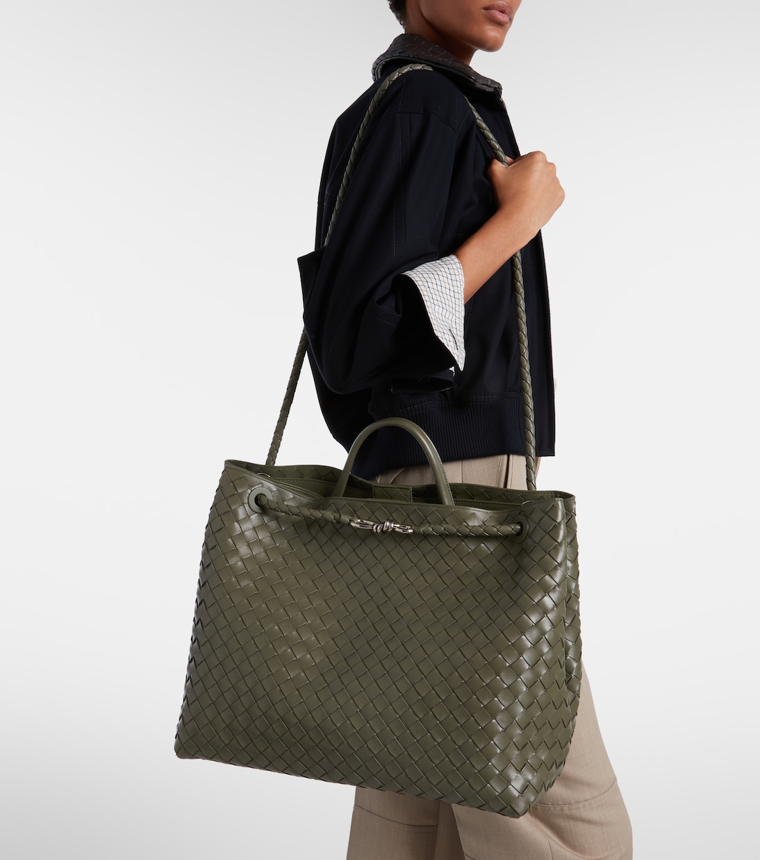 Andiamo Intrecciato Large leather tote bag | Bottega Veneta