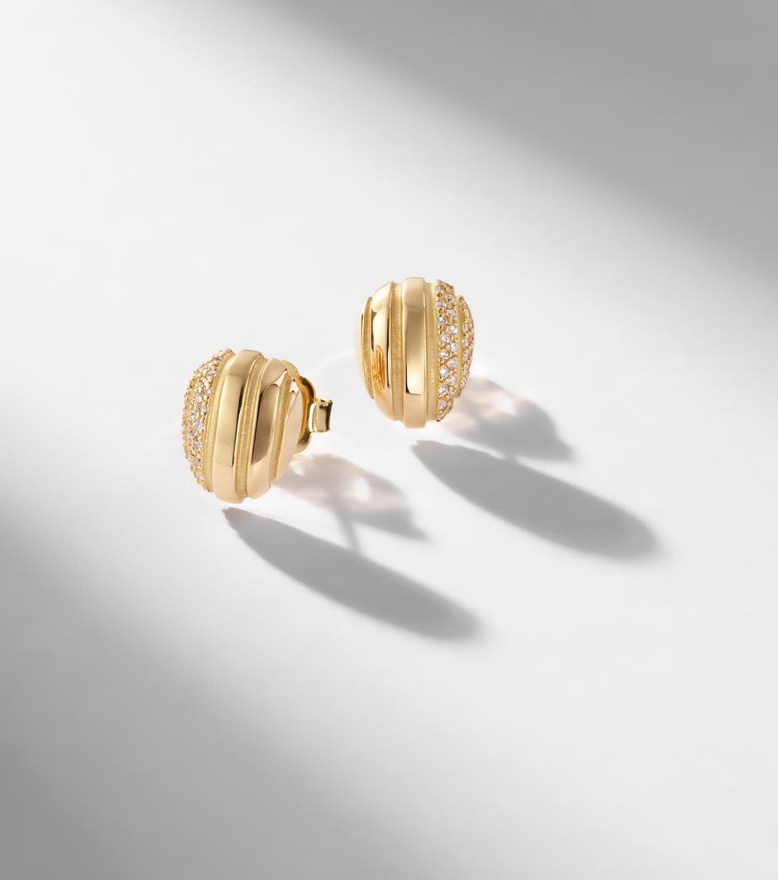 Eos 18kt gold earrings with diamonds | Pamela Zamore