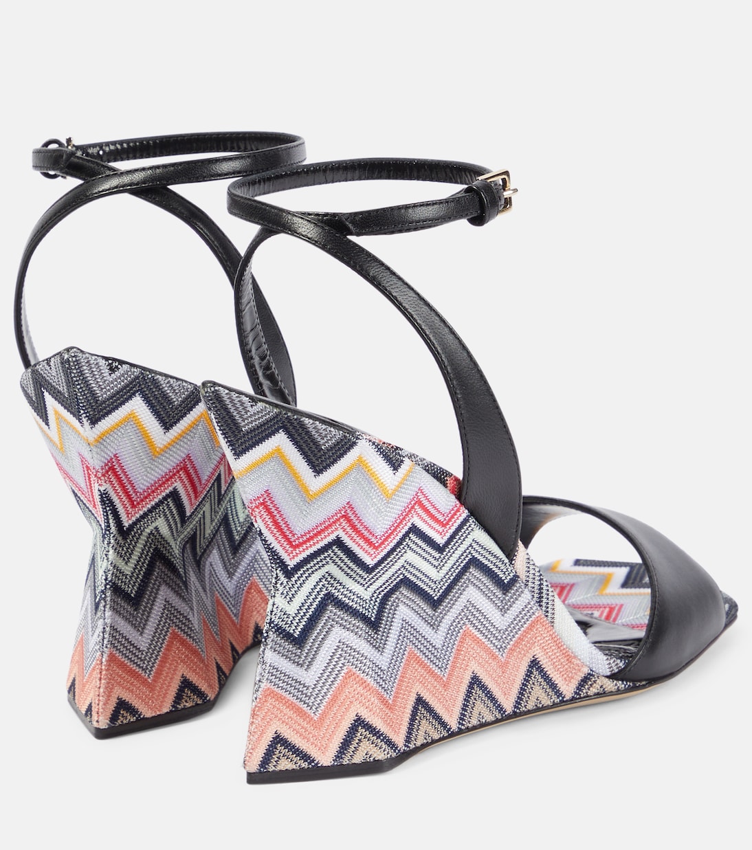 Wedge-Sandalen aus Leder mit Häkelstrick | Missoni