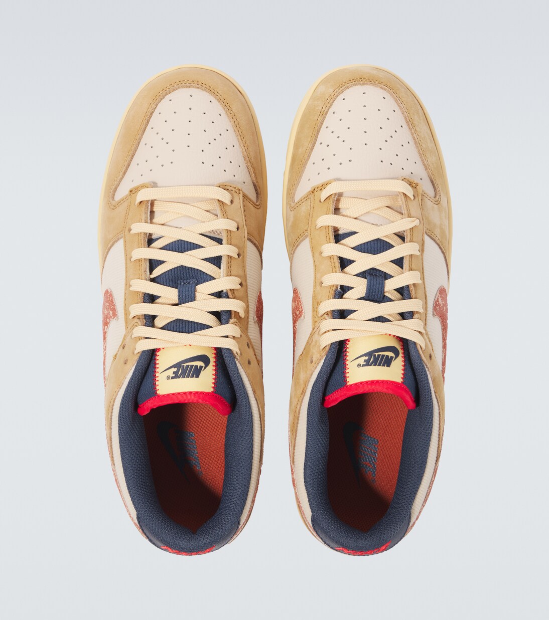 Dunk Low Retro SE leather sneakers | Nike