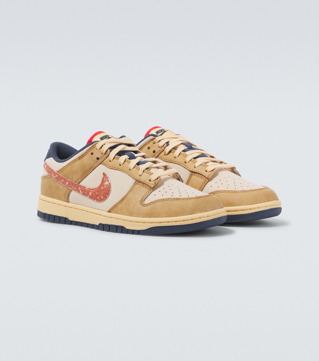 Dunk Low Retro SE leather sneakers | Nike