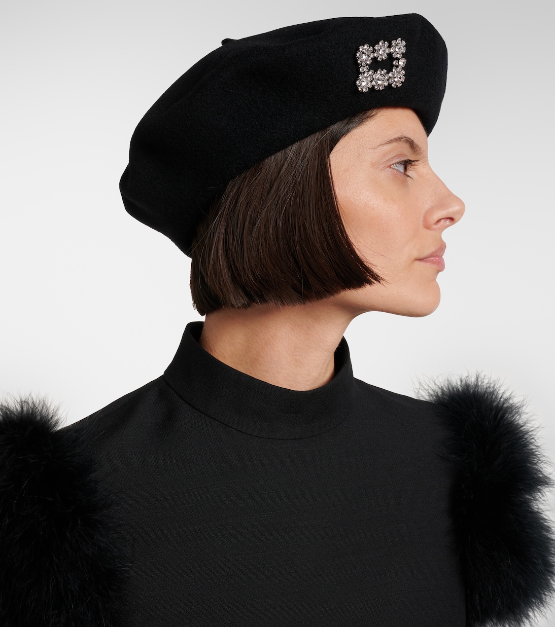 Barett aus Wolle mit Kristallen | Roger Vivier