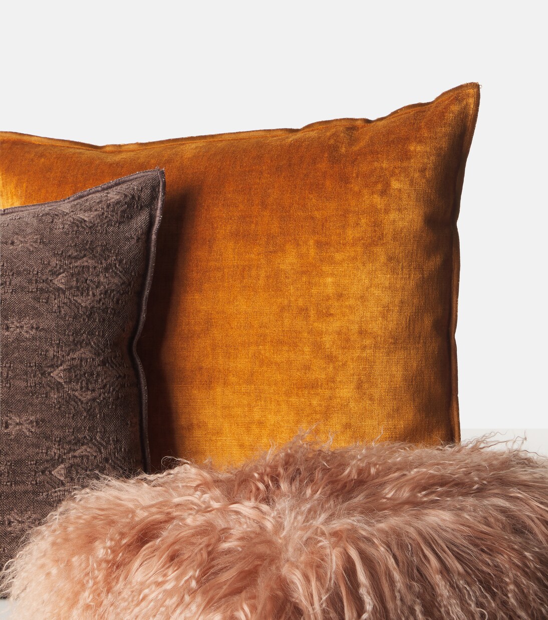 Leather-trimmed cushion | Maison de Vacances