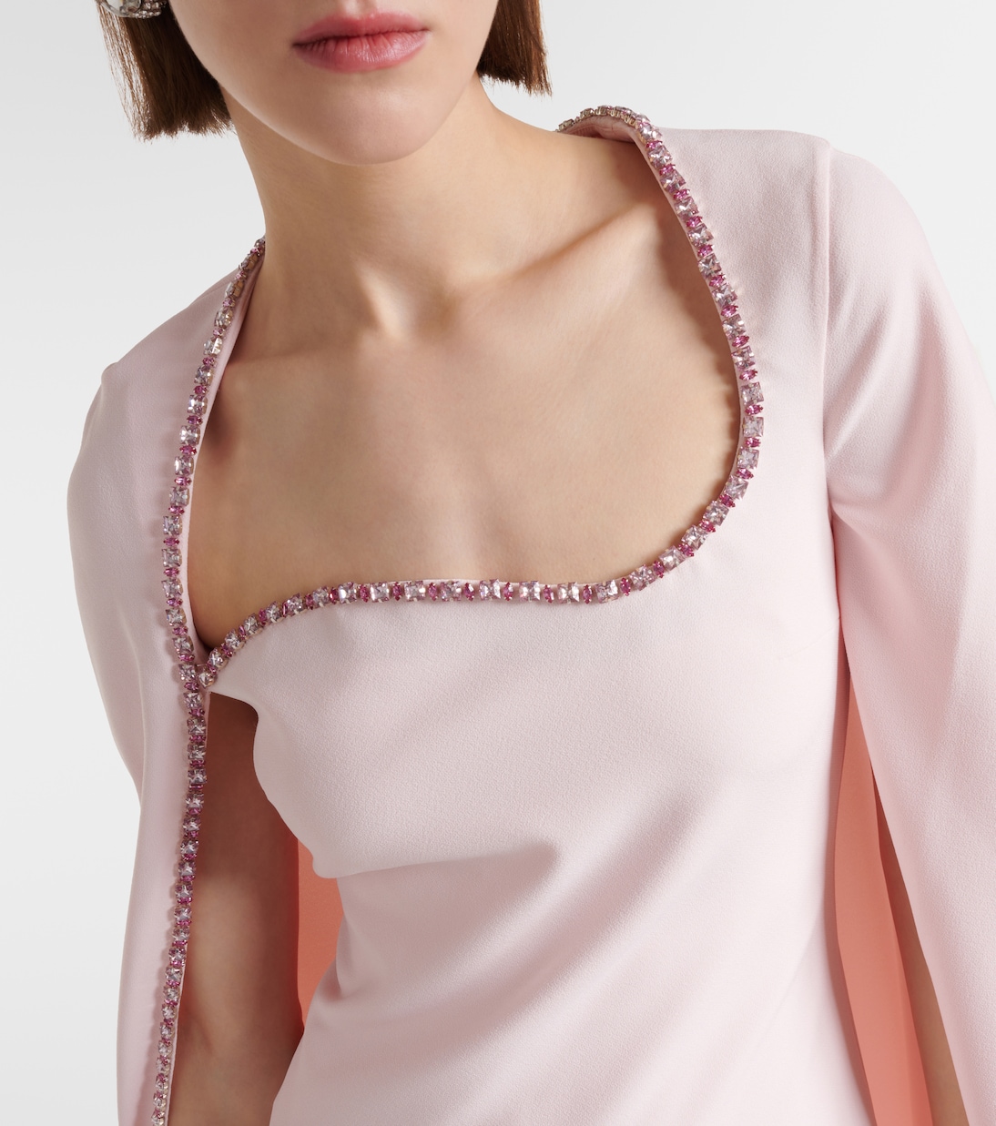 Verzierte Robe Mattia aus Crêpe | Safiyaa