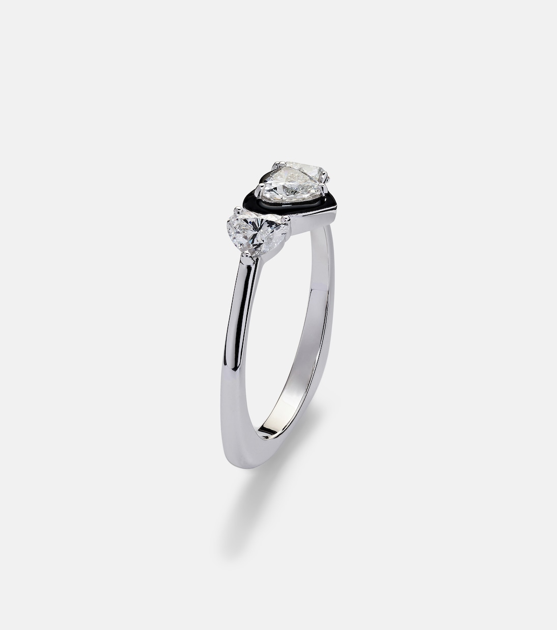 18kt white gold and enamel pinky ring with diamonds | Kamyen