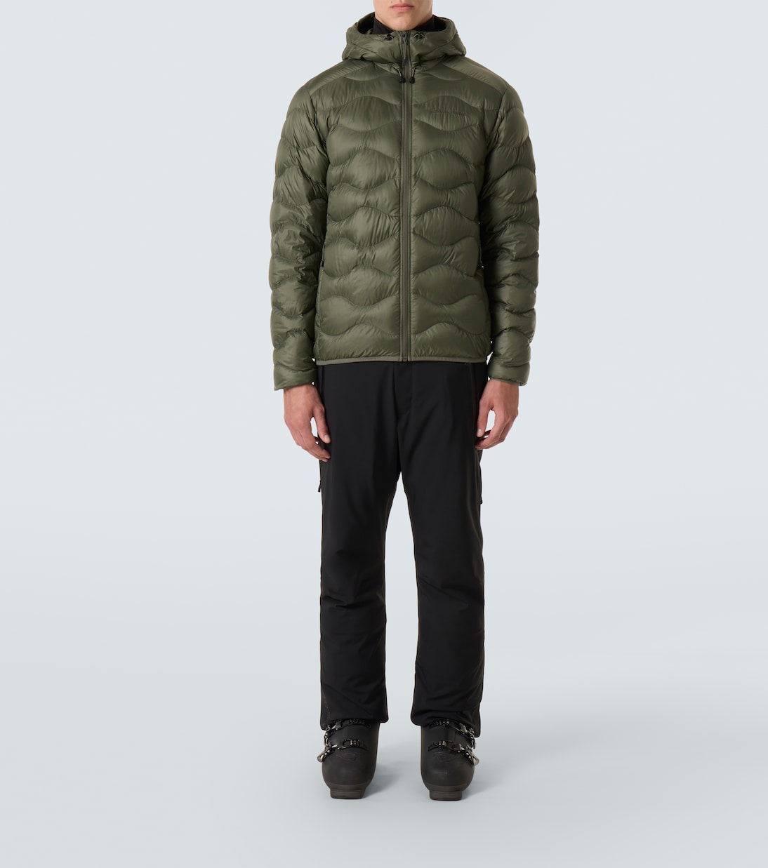 Helium hooded down jacket | Peak Performance