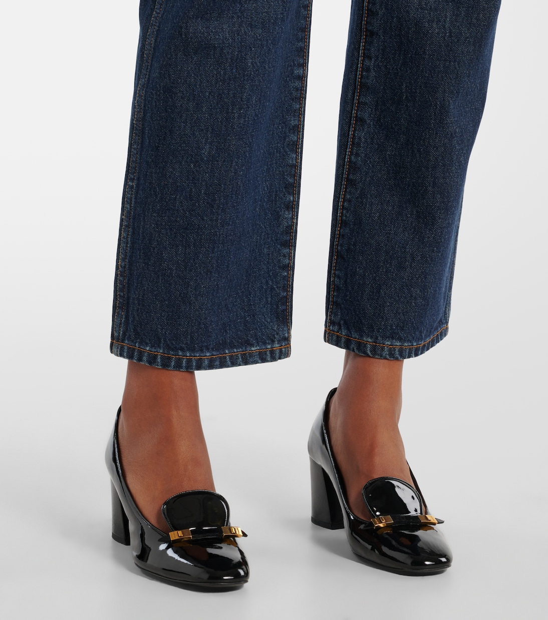 Jeans regular Abigail a vita alta | Khaite