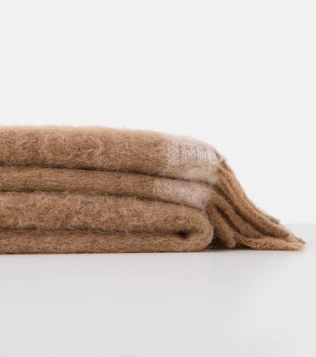 Amaranto羊驼毛与羊毛混纺披毯 | The House of Lyria