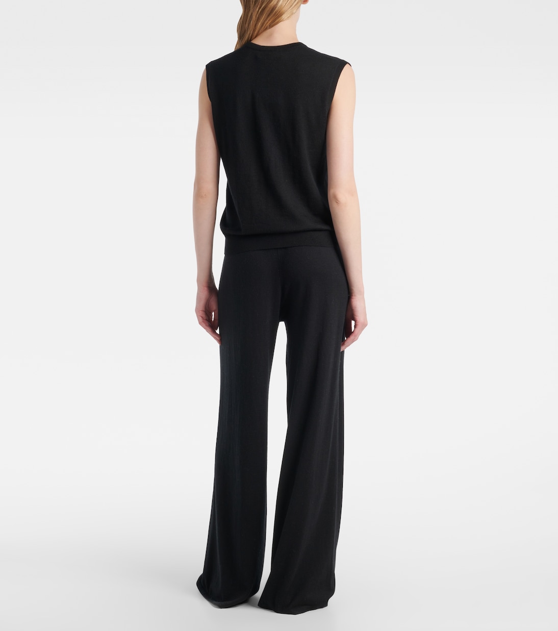 Lauri cashmere sweater vest | Lisa Yang