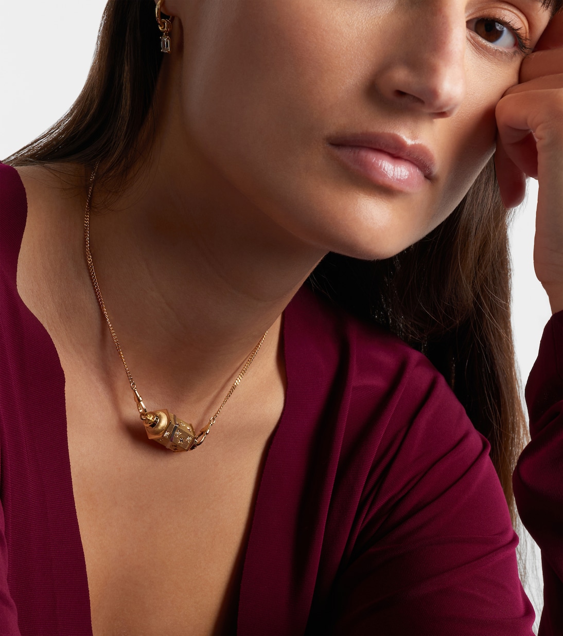 Milky Way 18kt gold locket necklace with diamonds and rubies | Marie Lichtenberg