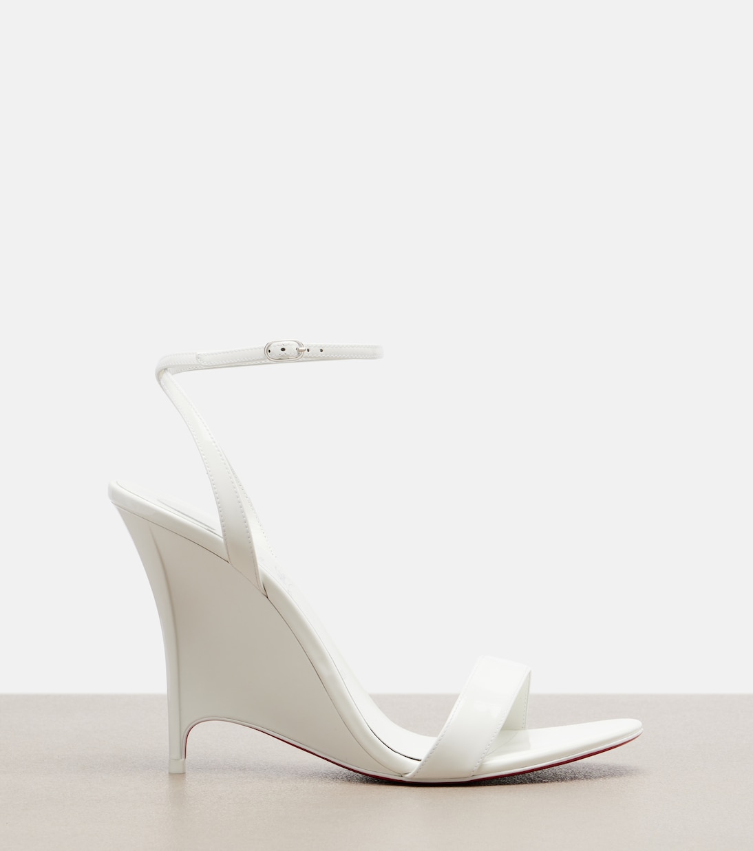 Sandalias con cuña Miss Z de charol | Christian Louboutin