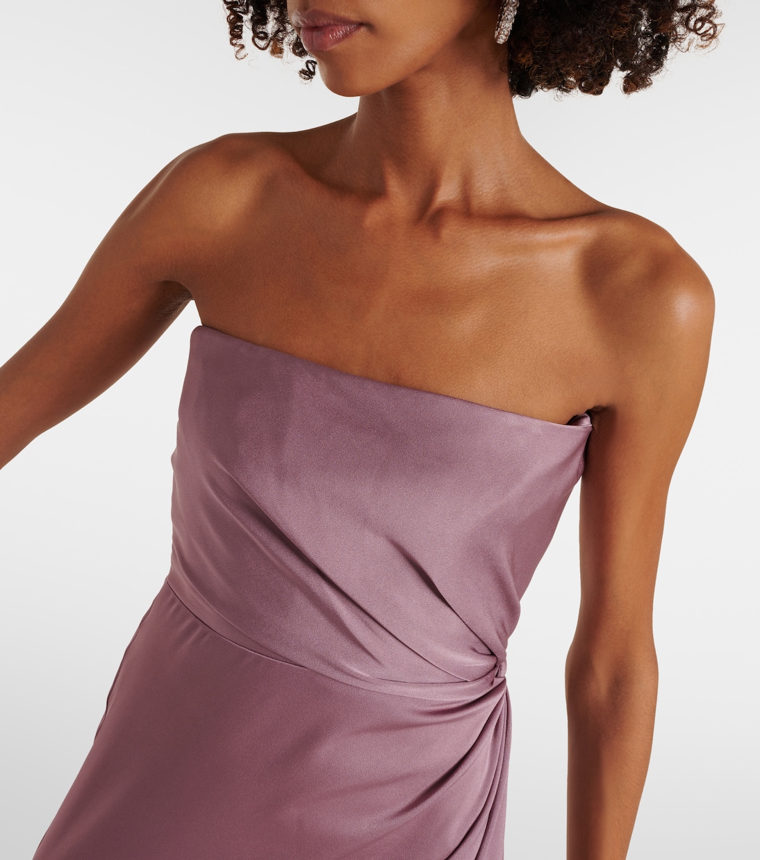 Robe longue bustier en satin | Alex Perry