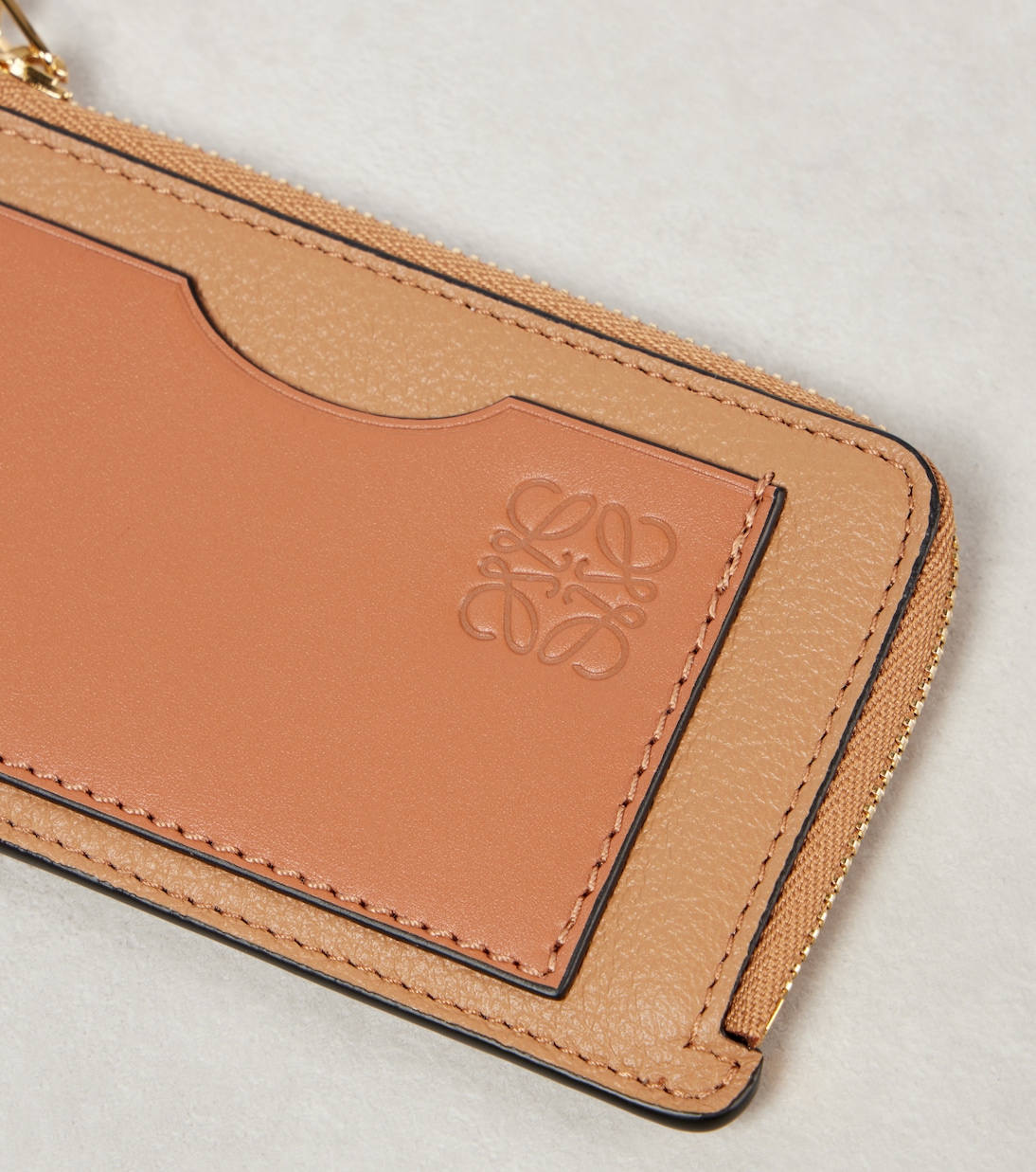 Leather card holder | Loewe