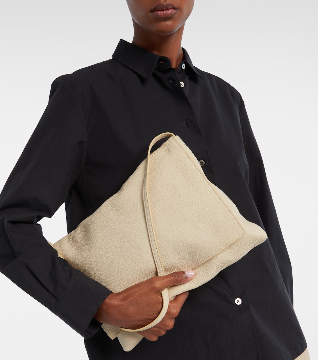 Schultertasche Nan aus Leder | The Row