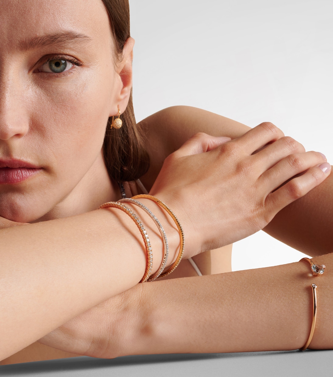 Stretchy 18kt gold bracelet with diamonds | Bucherer Fine Jewellery