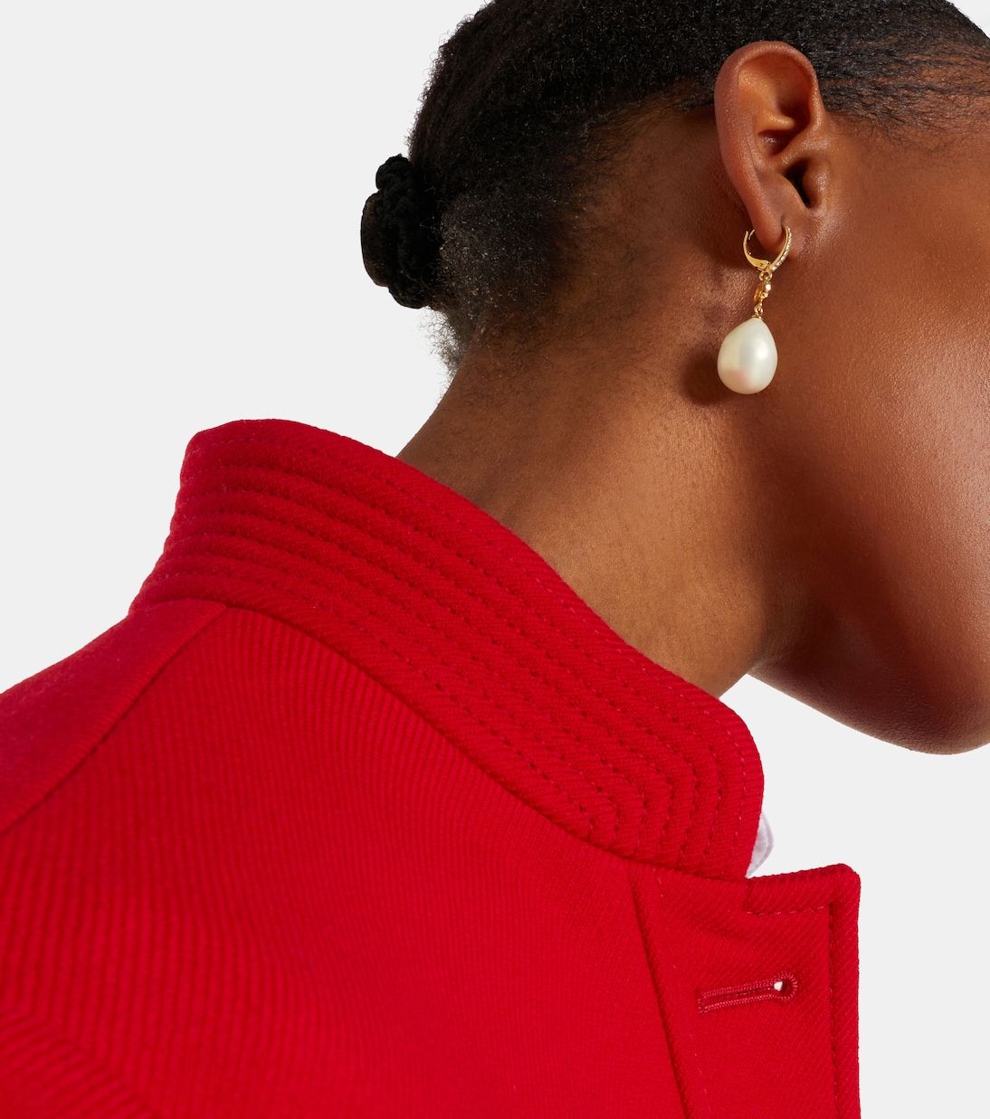 VLogo faux pearl drop earrings | Valentino