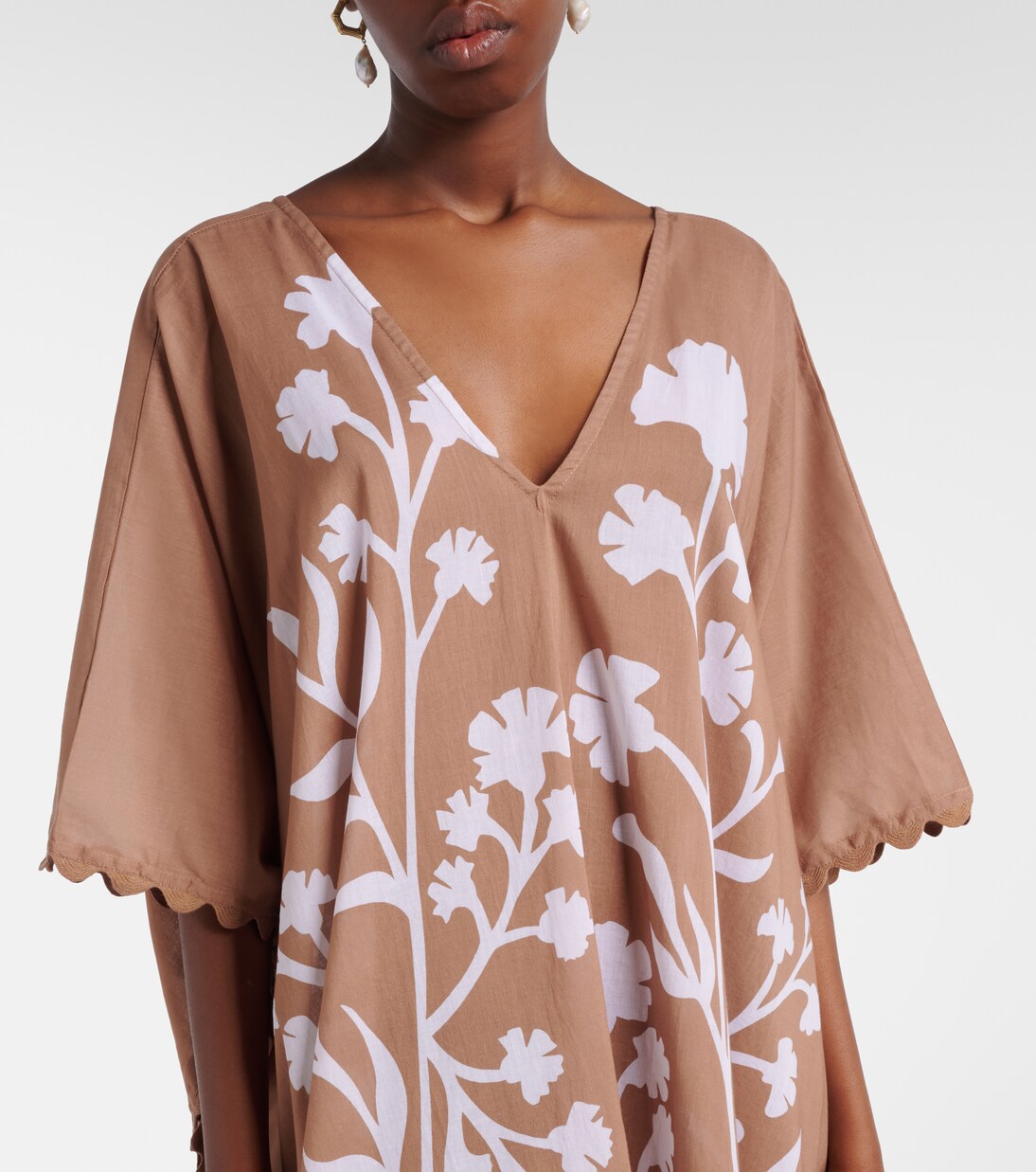 Floral scalloped cotton kaftan | Juliet Dunn