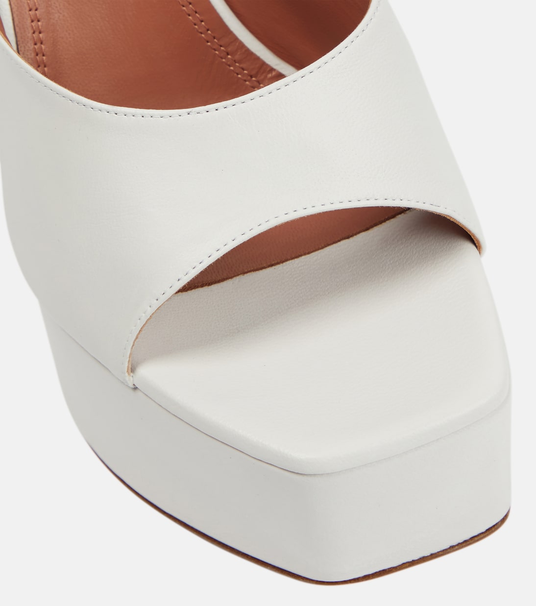 Plateau-Pantoletten Dalida aus Leder | Amina Muaddi