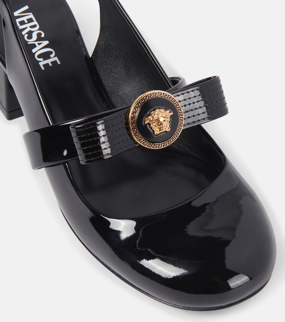 Slingback-Pumps Gianni Ribbon aus Lackleder | Versace