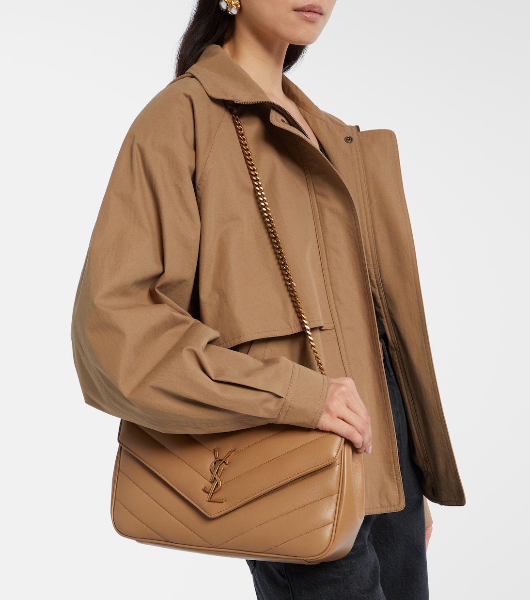 Loulou Medium leather shoulder bag | Saint Laurent