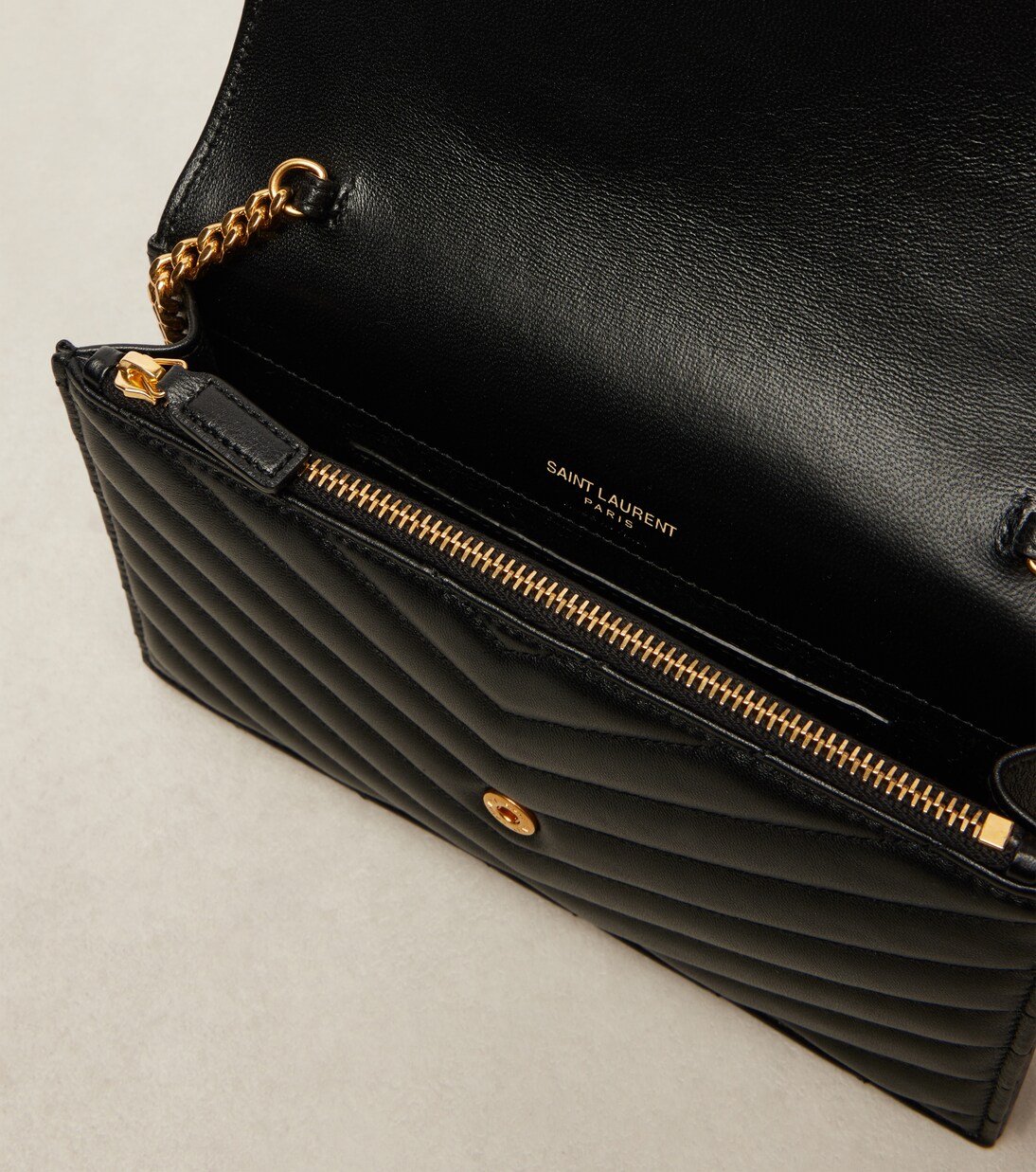Cassandre matelassé envelope leather wallet on chain | Saint Laurent