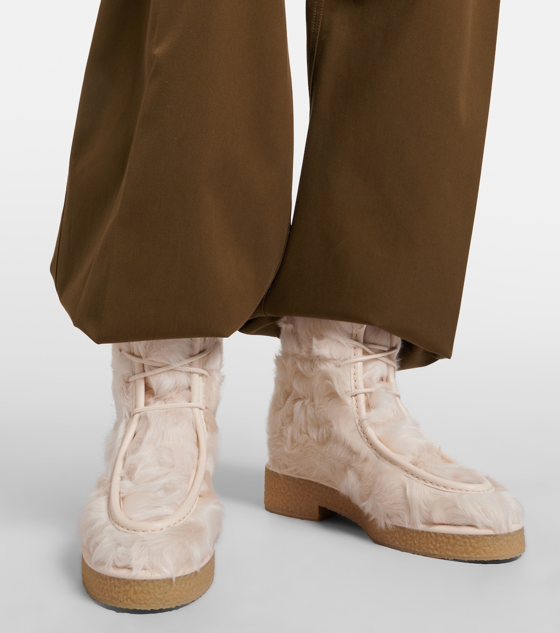 Frosty shearling ankle boots | Aquazzura