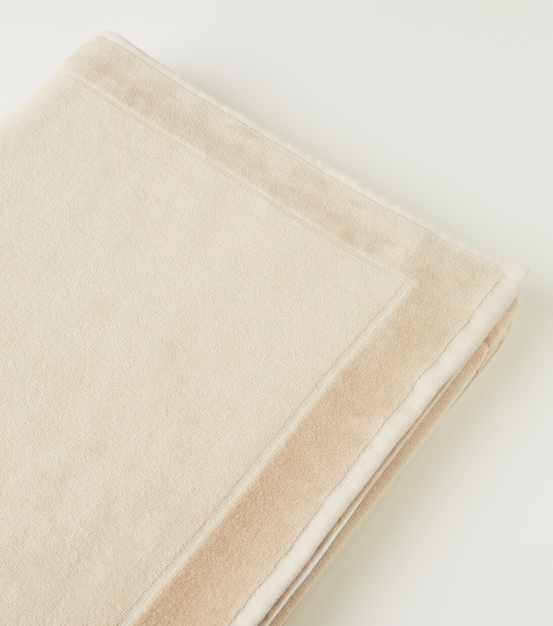 Crest cotton beach towel | Loro Piana