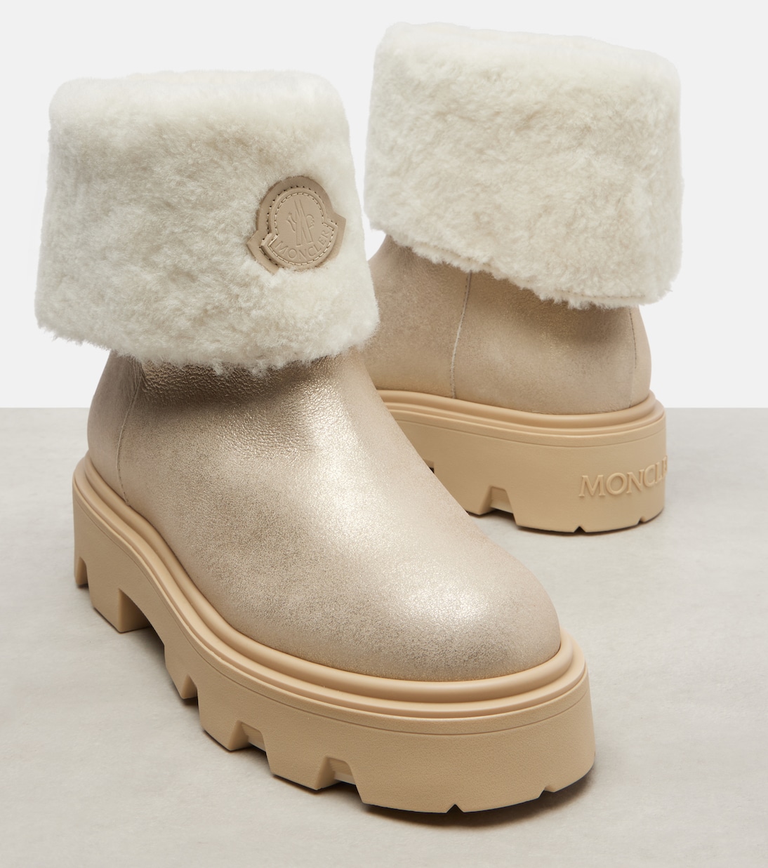 Ankle Boots Aurea aus Metallic-Leder mit Shearling | Moncler