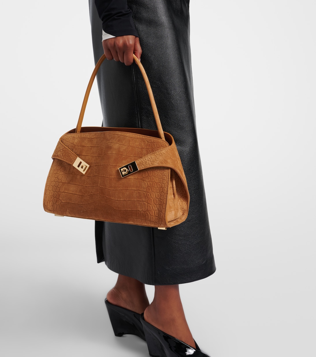Hug Medium croc-effect suede shoulder bag | Ferragamo