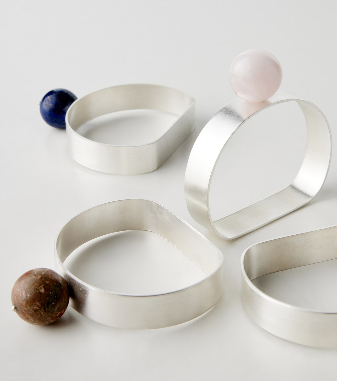 Set di 4 oggetti decorativi  | Natalia Criado